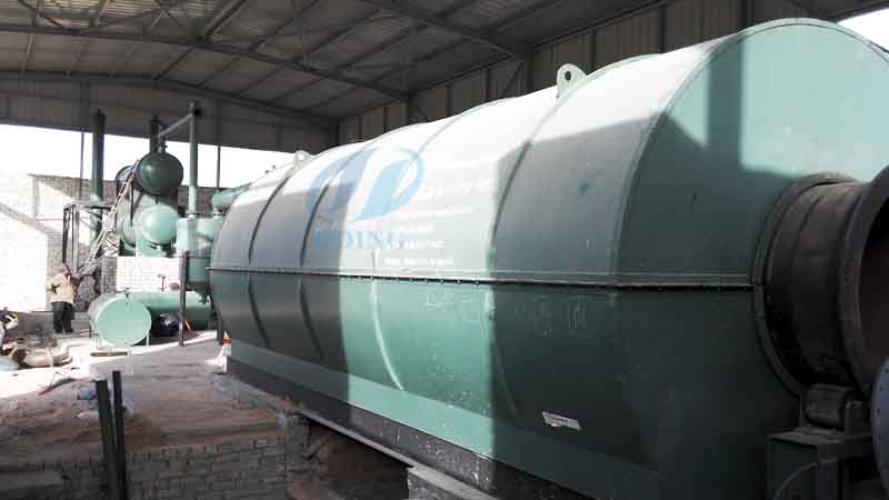 Used tyre recycling pyrolysis process plant Installation in Egypt