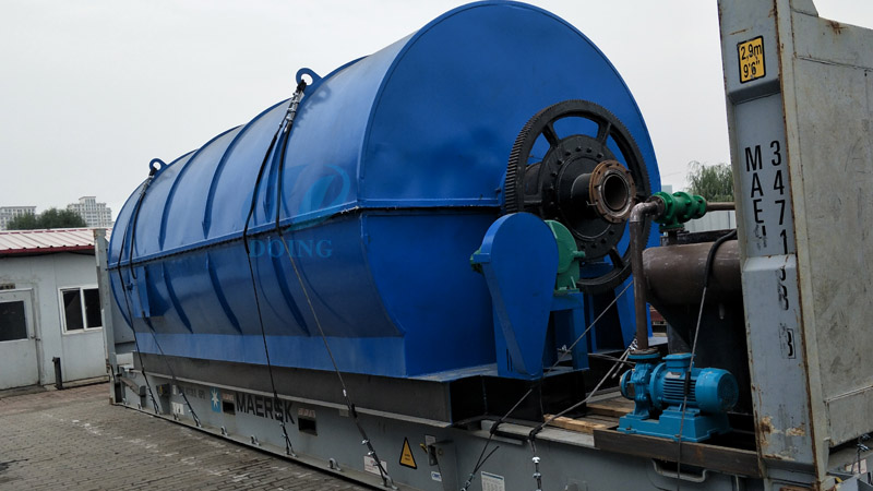 Ukraine customer buy 10ton capacity waste tyre recycling pyrolysis plant from Doing company
