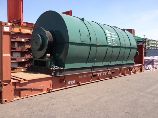 Small capacity waste pyrolysis oil plant