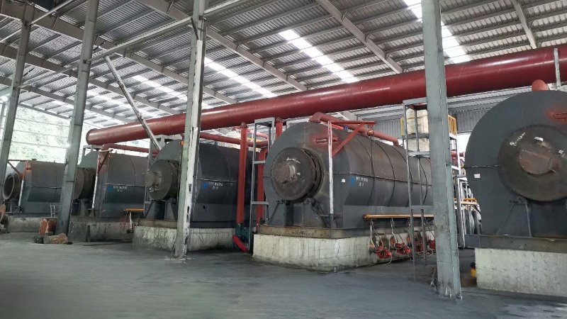 10 sets of semi-continuous waste plastic pyrolysis plants installed in Vietnam